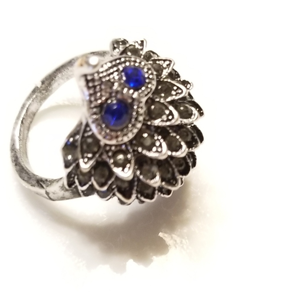HEDGEHOG RING GOLD Rhinestone Statement Ring - Picture 4 of 5